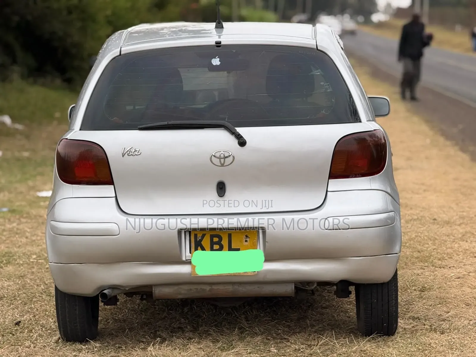 Toyota Vitz 2003 Silver