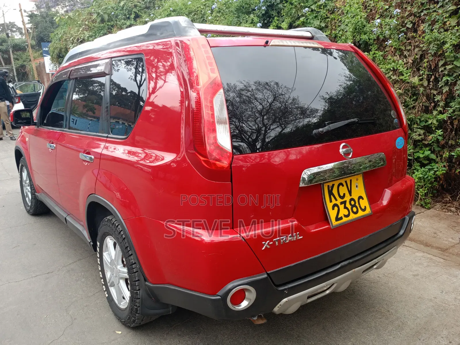 Nissan X-Trail 2.0 Petrol XE 2012 Red