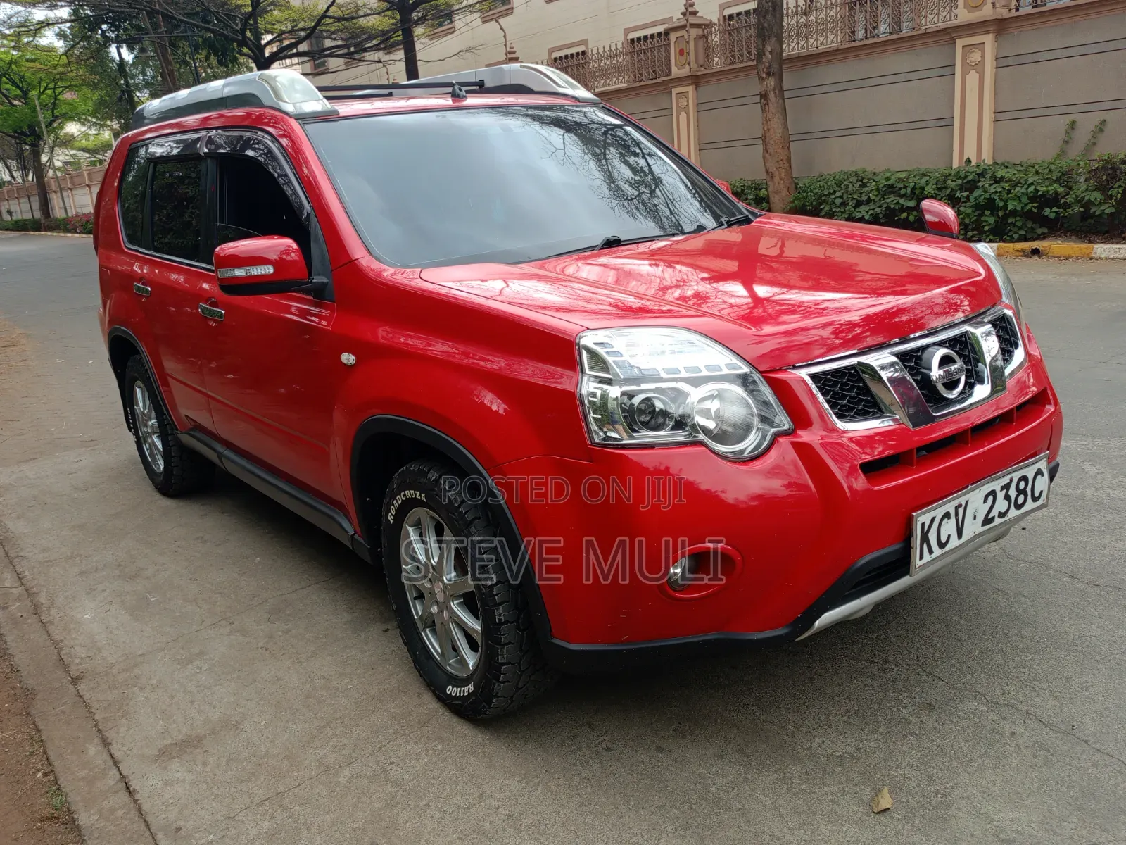 Nissan X-Trail 2.0 Petrol XE 2012 Red