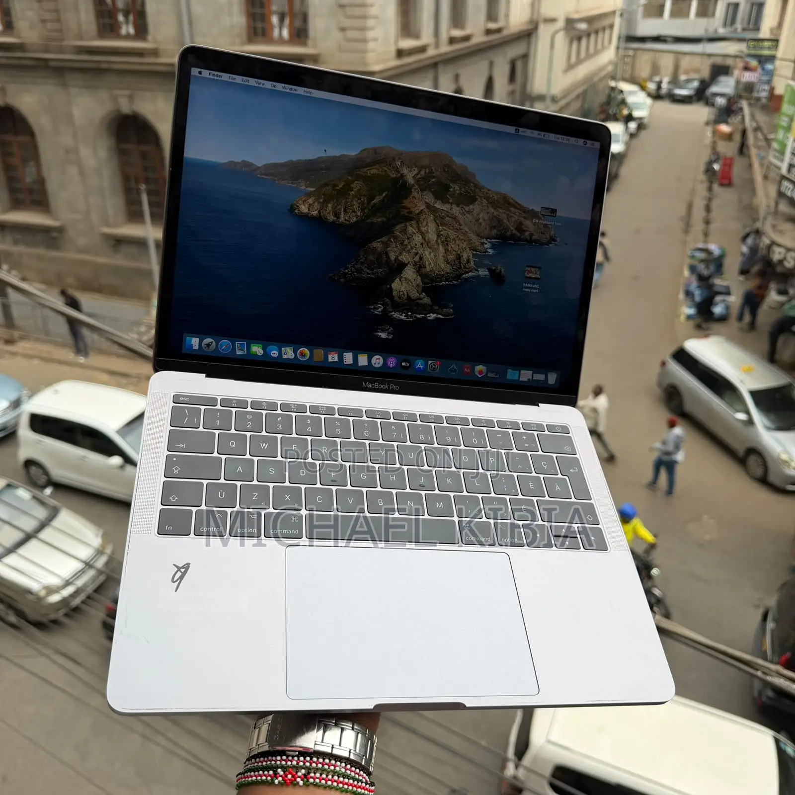 Laptop Apple MacBook Pro 2017 16GB Intel Core i7 SSD 256GB