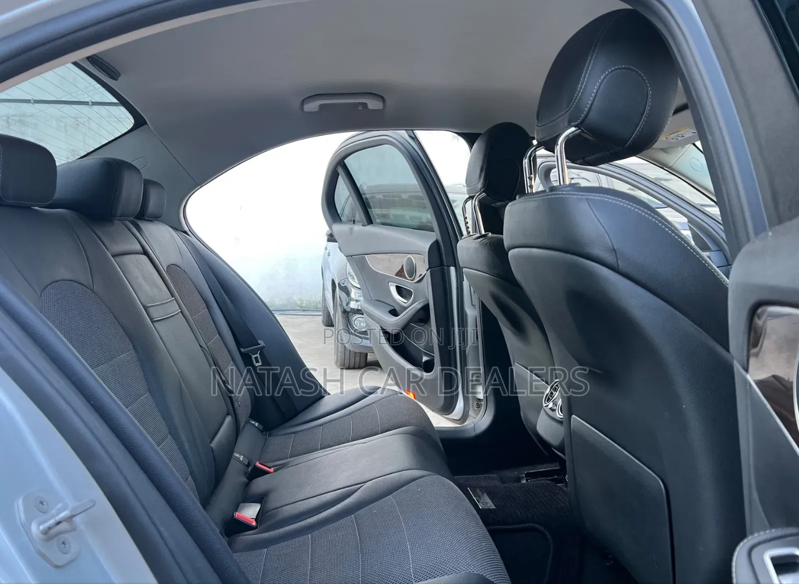 Mercedes-Benz C200 2016 Silver