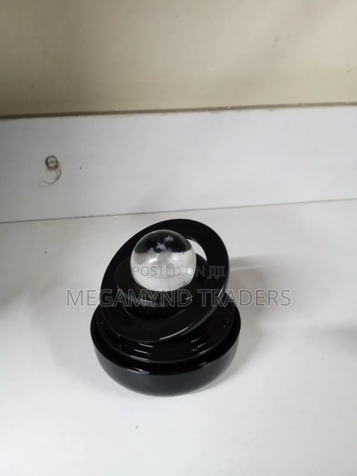 Car Rotating Perfume Aromatherapy / Solar Power Car Aromatherapy