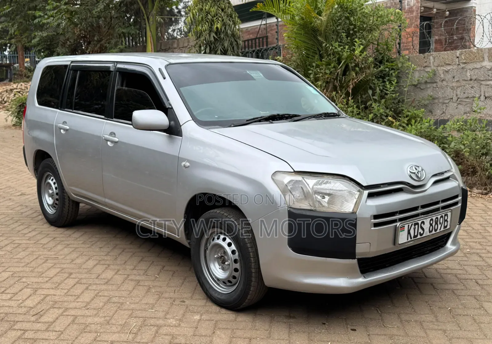 Toyota Probox 2017 Silver