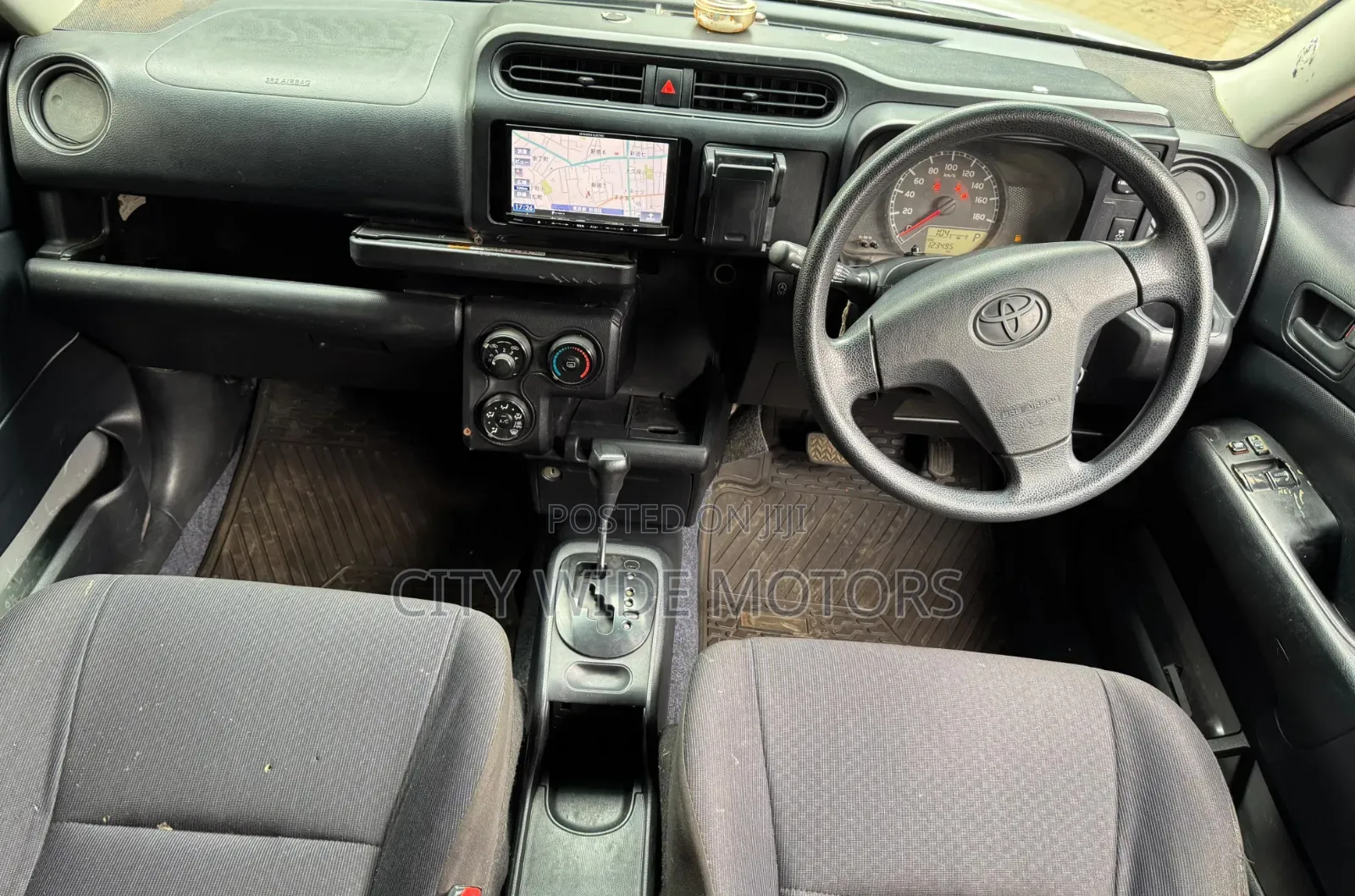 Toyota Probox 2017 Silver