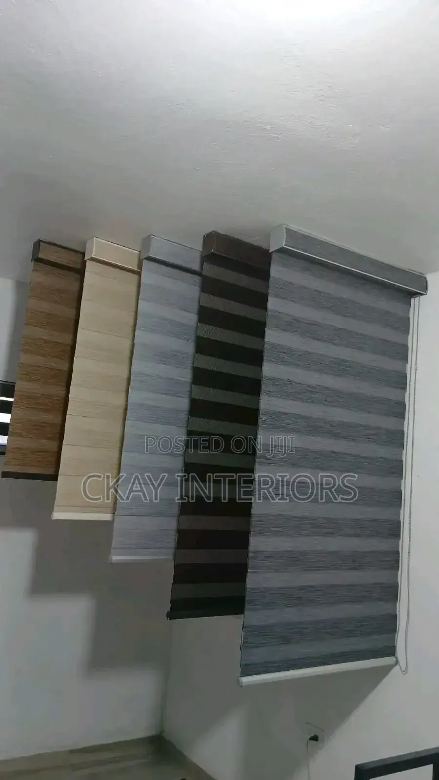 Elegant Horizontal Blinds for Peaceful Corners