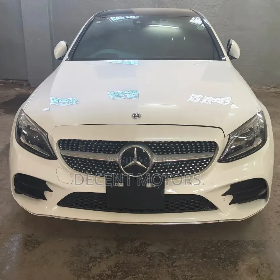 Mercedes-Benz C200 2020 White