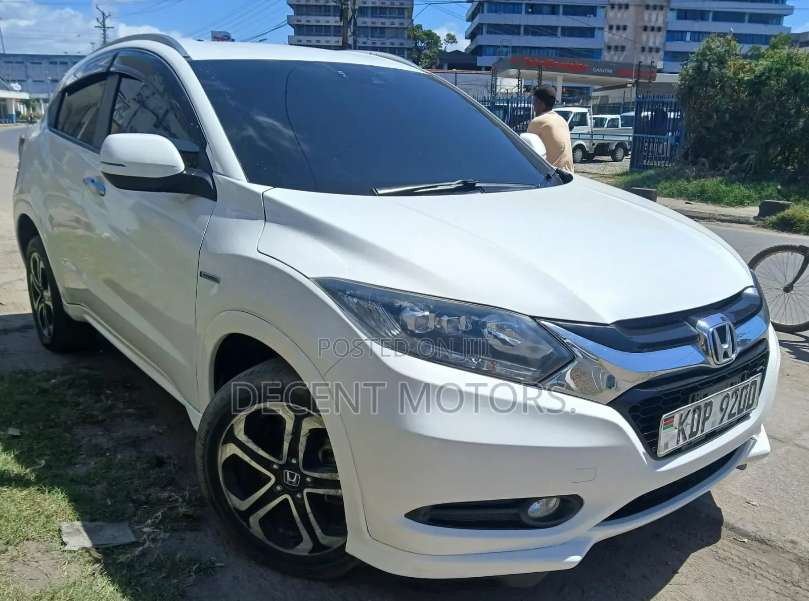 Honda Vezel 1.5 Hybrid 2WD 2018 White