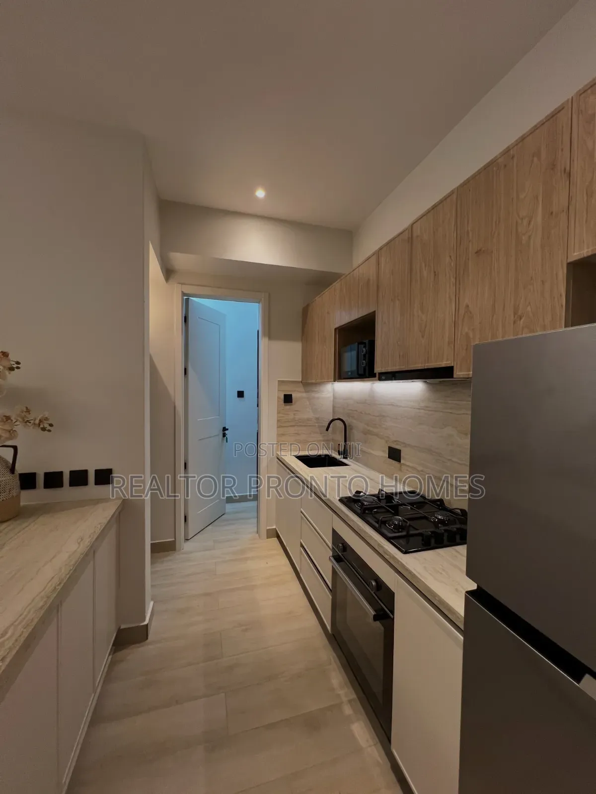 2bdrm Apartment in Westlands, Raphta Road Area for sale