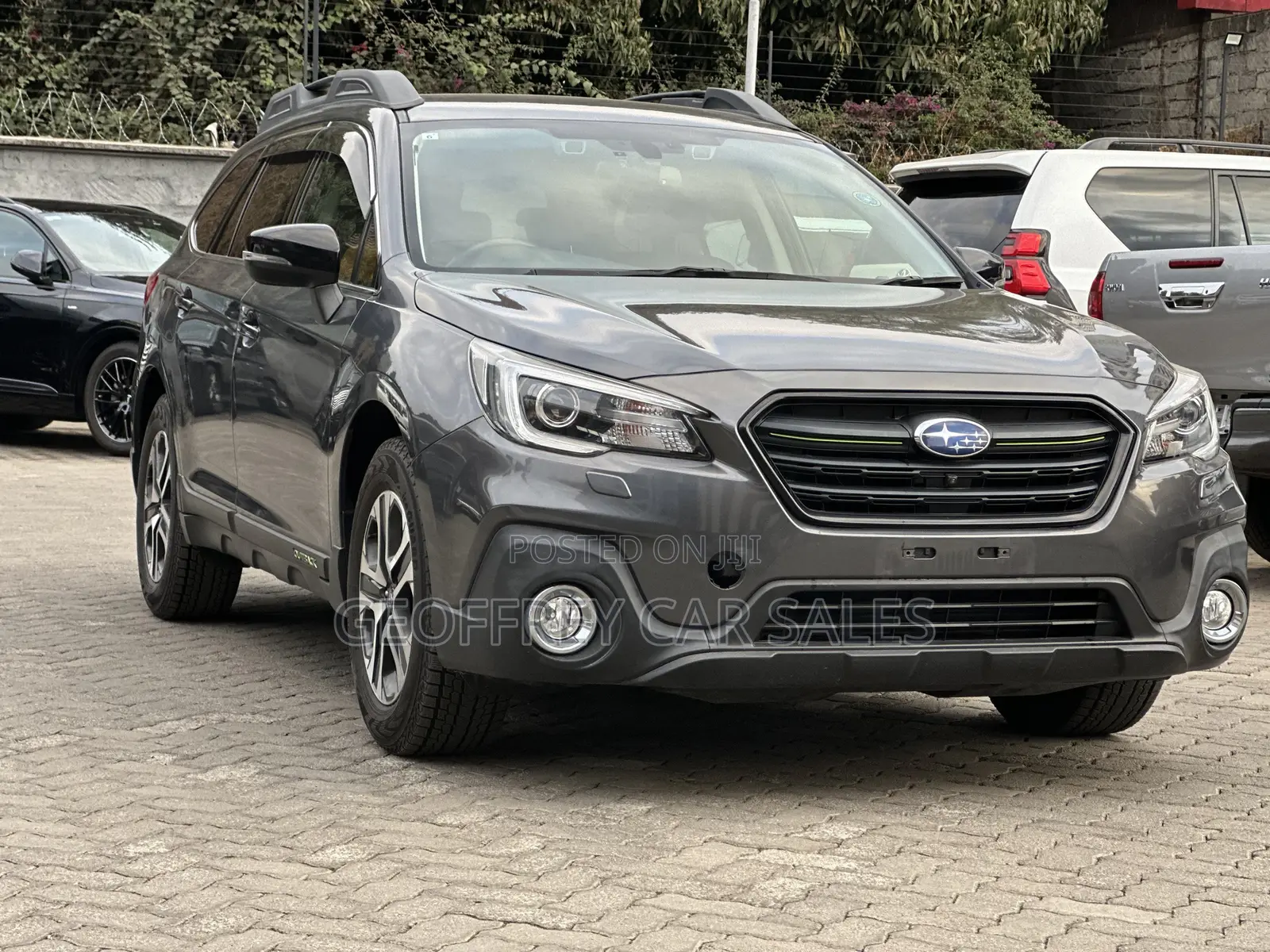 Subaru Outback 2.5i Touring AWD 2019 Gray