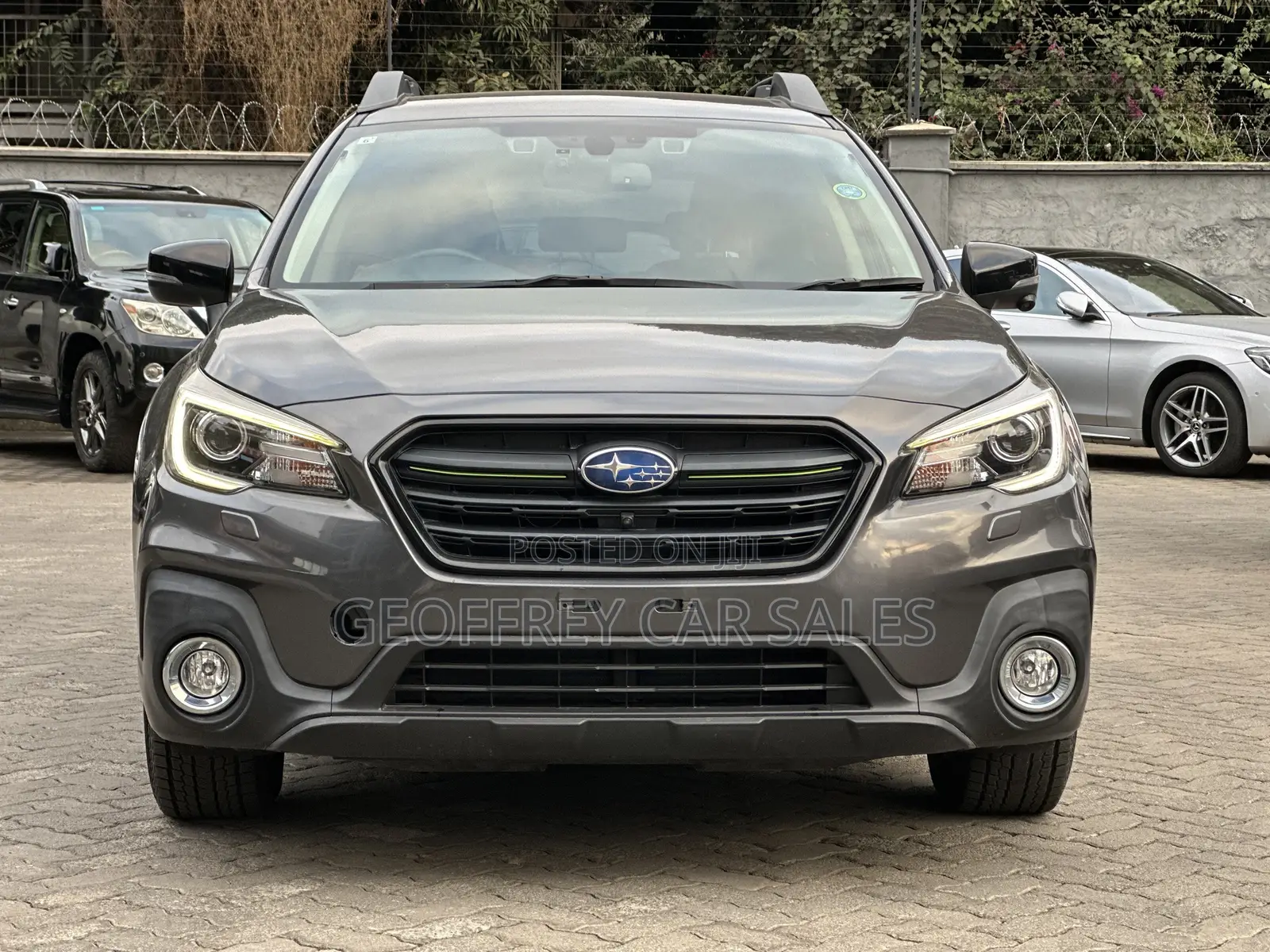 Subaru Outback 2.5i Touring AWD 2019 Gray