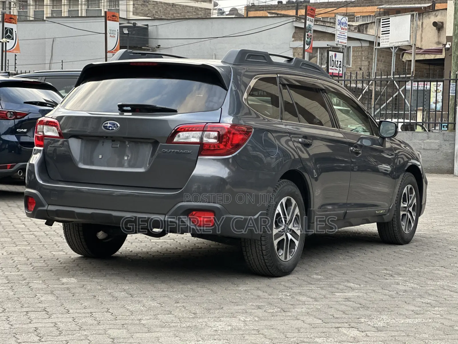 Subaru Outback 2.5i Touring AWD 2019 Gray