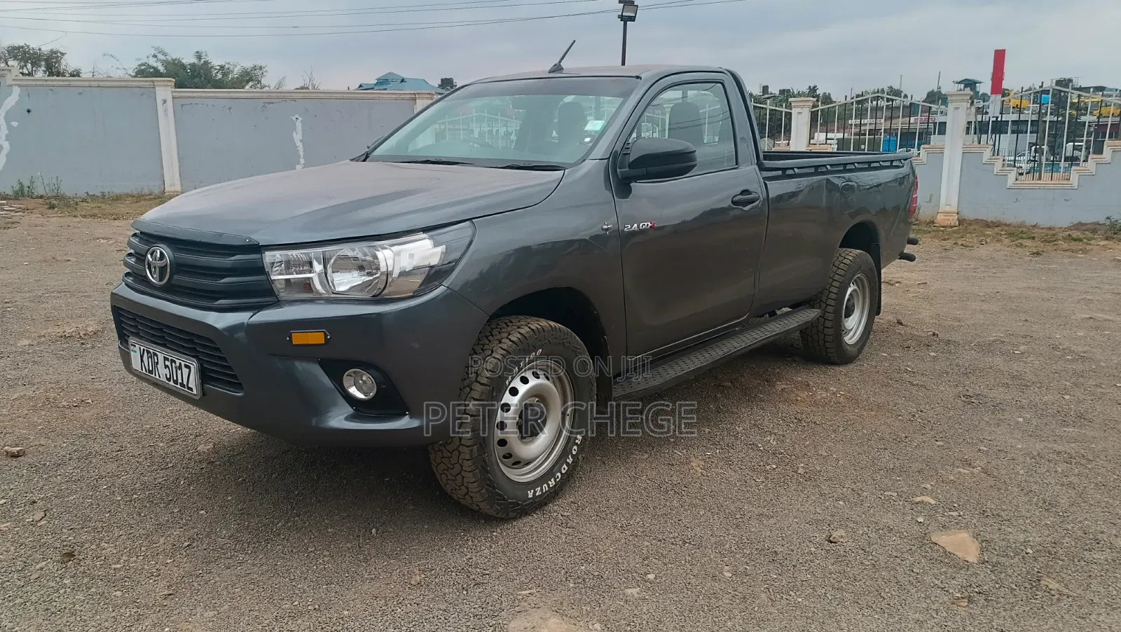 Toyota Hilux 2024 Gray