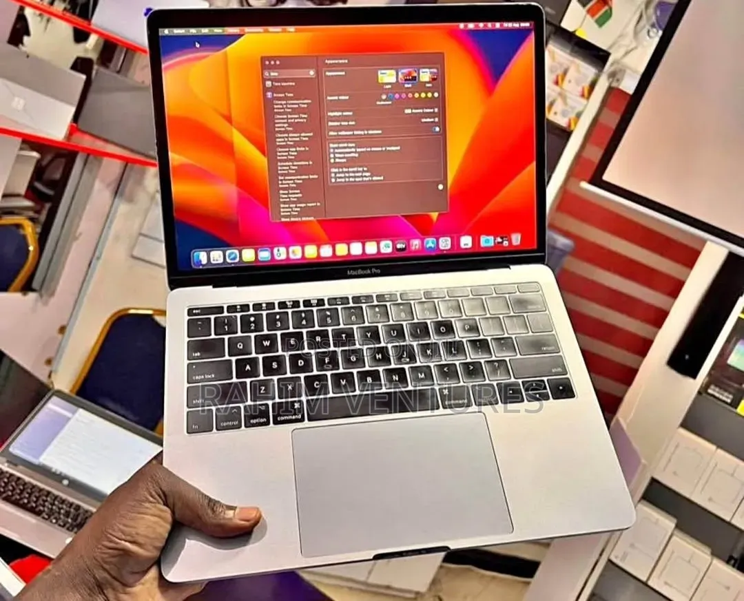 Laptop Apple MacBook Pro 2017 8GB Intel Core i5 SSD 256GB