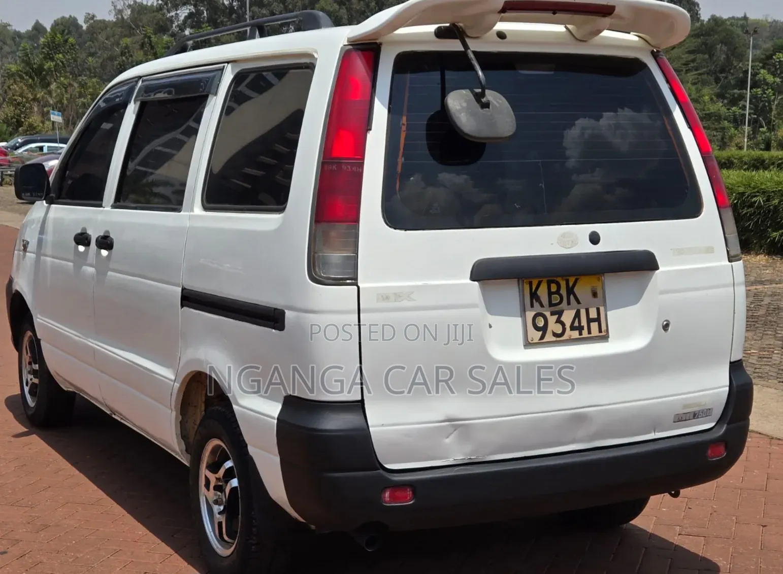 Toyota TownAce 2002 White