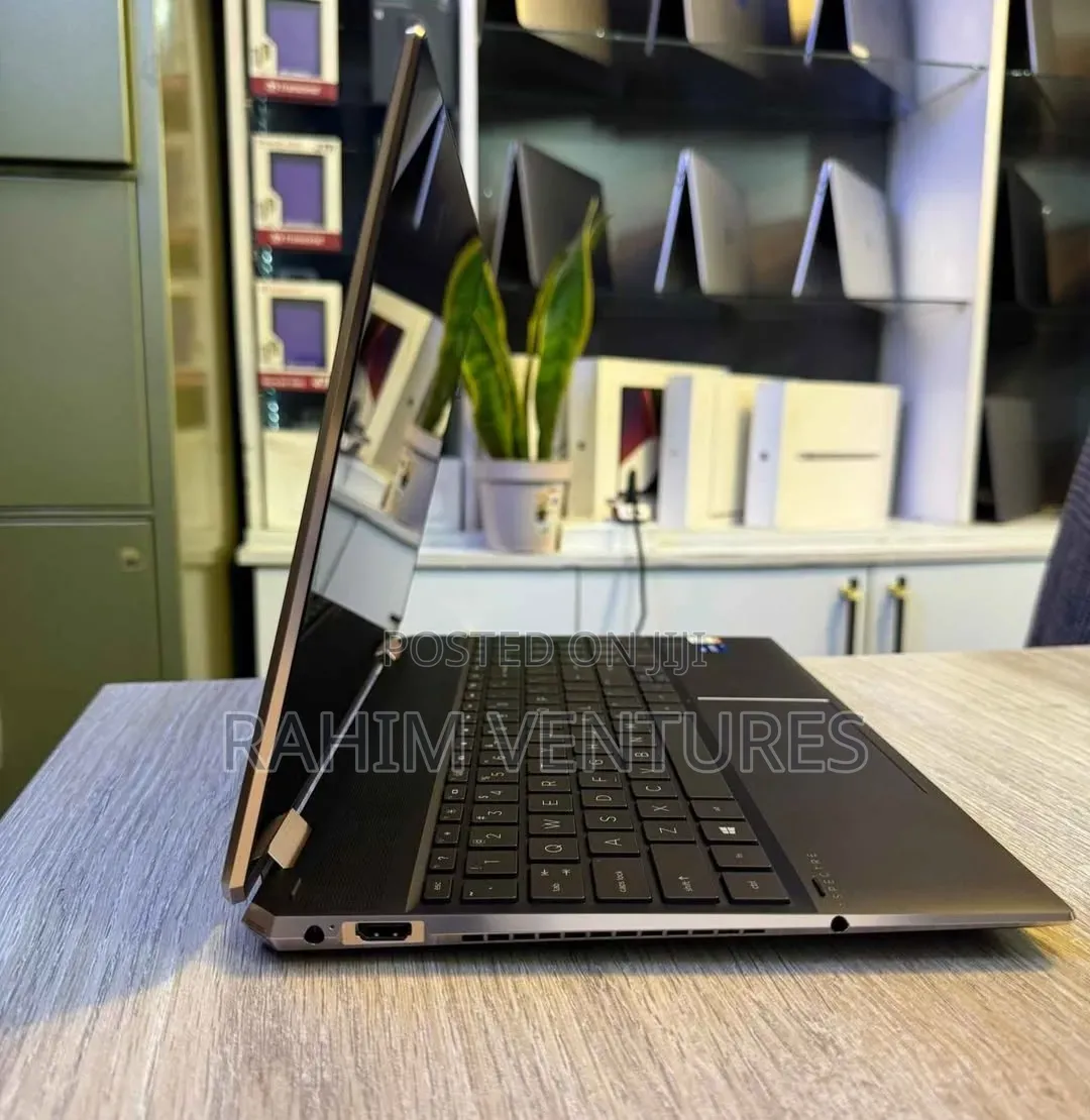 Laptop HP Envy 15 16GB Intel Core i7 SSD 1T