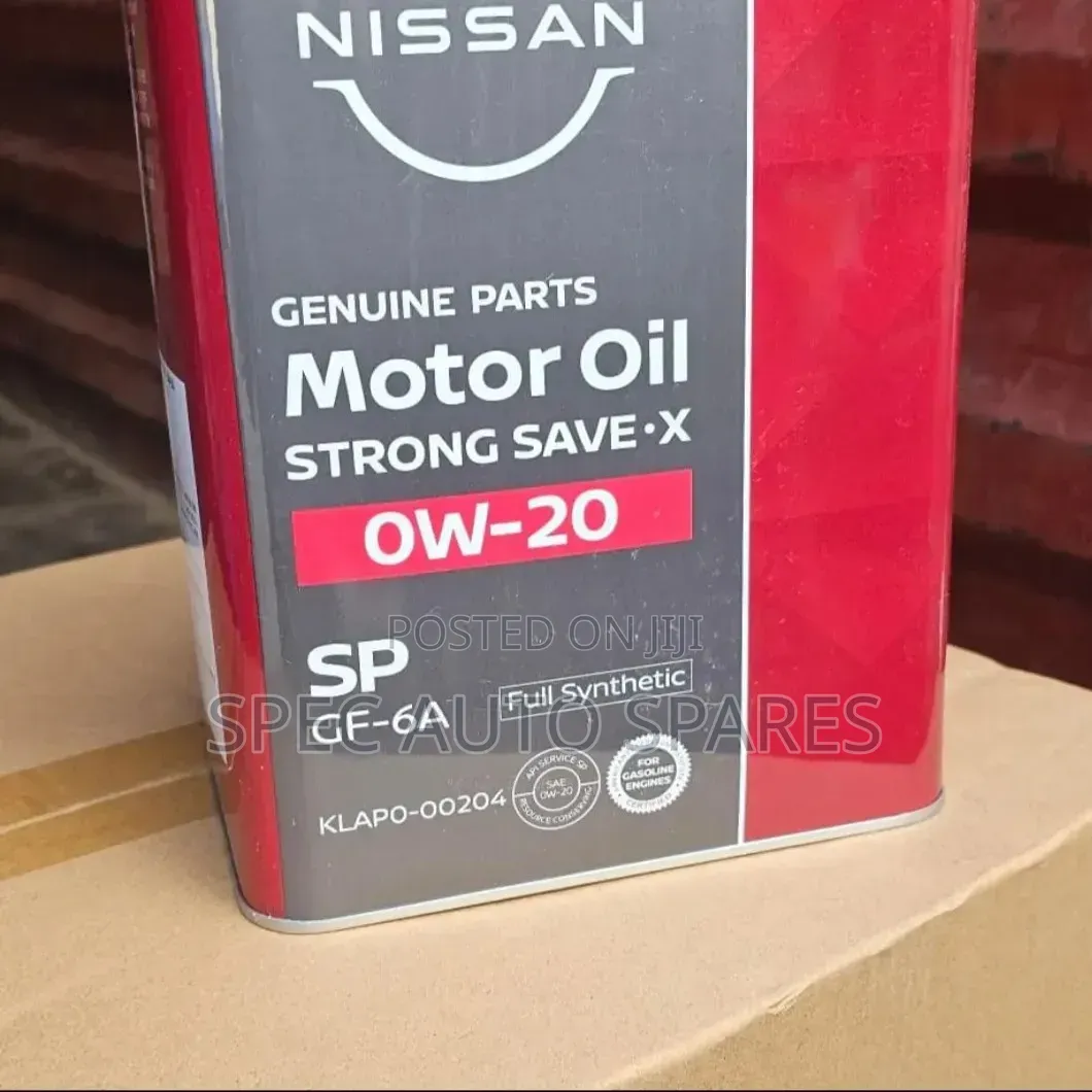 Nissan Motor 0il Strong Save Syntheric 0W20 Hybrid