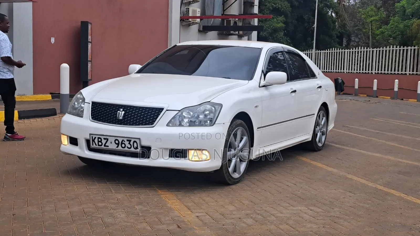 Toyota Crown 2007 White