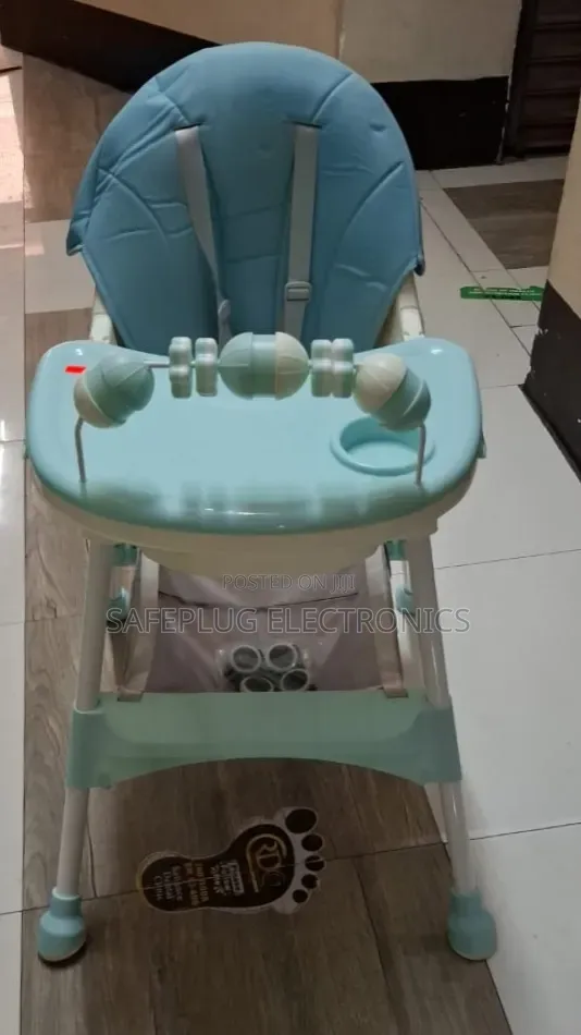 Multifunctional Baby Feeding Chair – Lightweight Adjustable