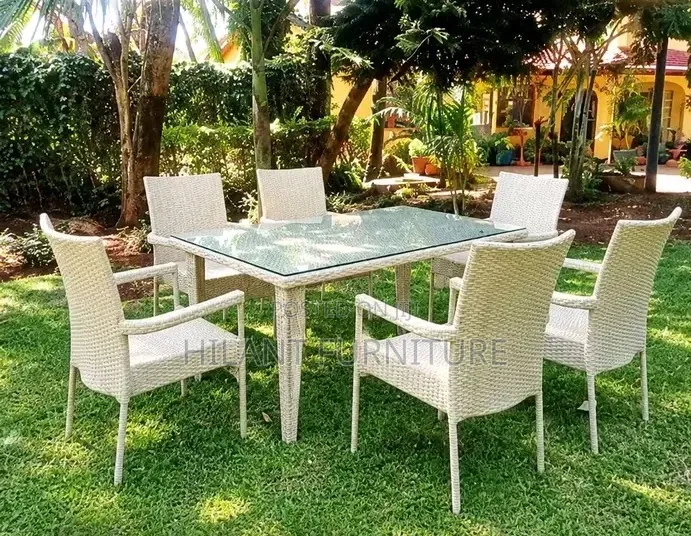 Premium 6-Seater Rattan Outdoor Dining Set With Glass Top