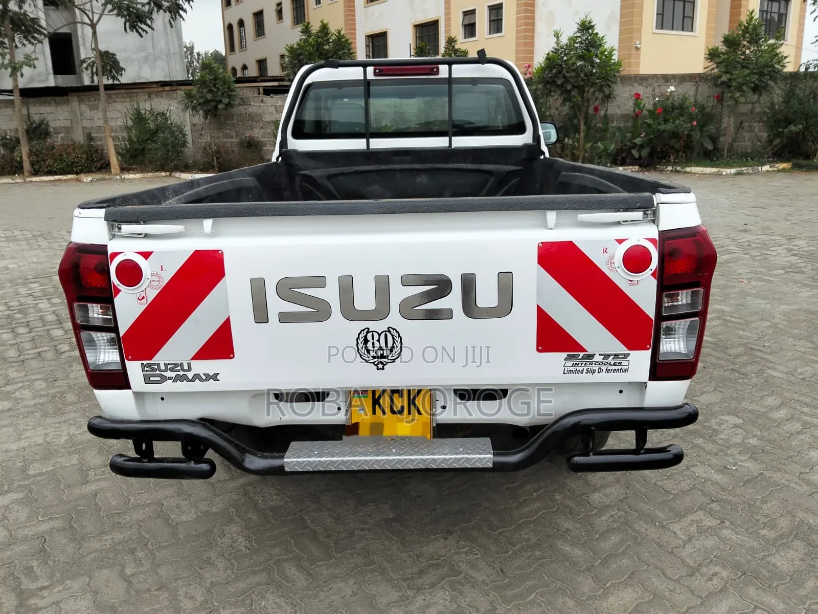 Isuzu D-MAX 2016 White