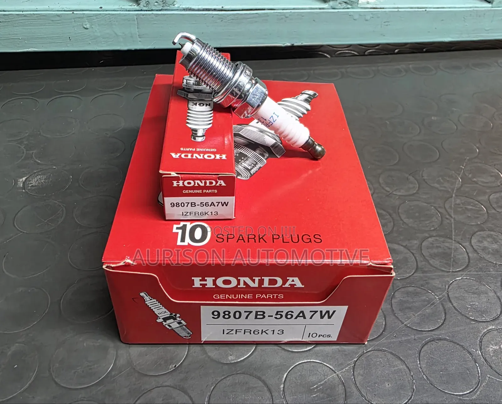 Genuine Honda Short Range Sparkplug for Honda Fit/Civic/CRV