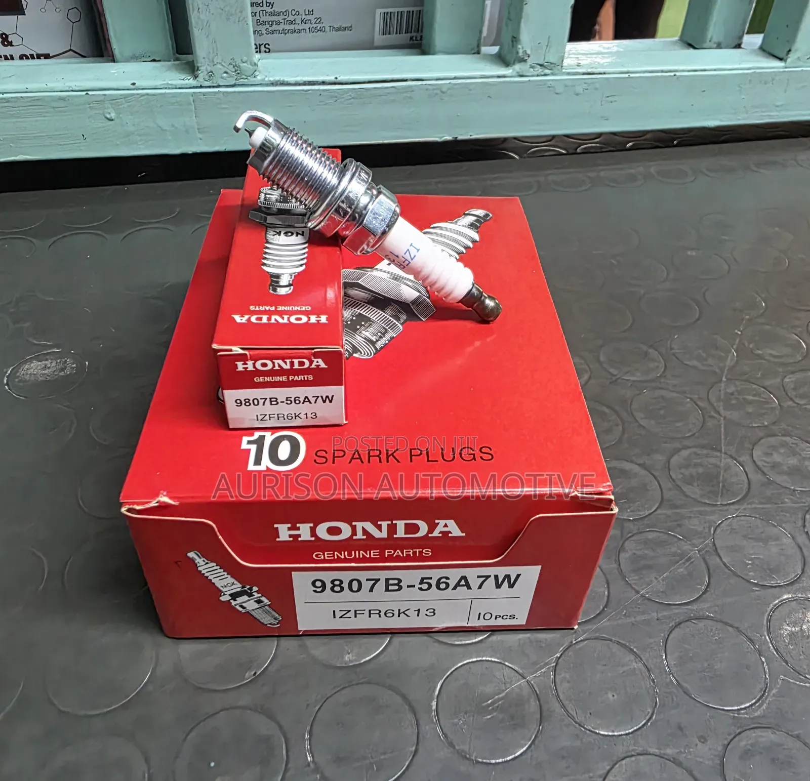 Genuine Honda Short Range Sparkplug for Honda Fit/Civic/CRV