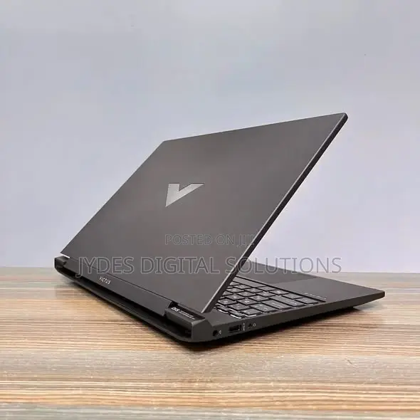 Laptop HP Victus 15 16GB Intel Core i7 SSD 1T