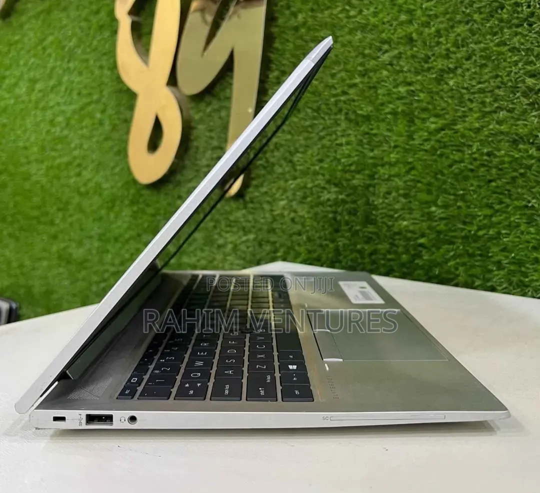 Laptop HP EliteBook 850 8GB Intel Core i7 SSD 256GB