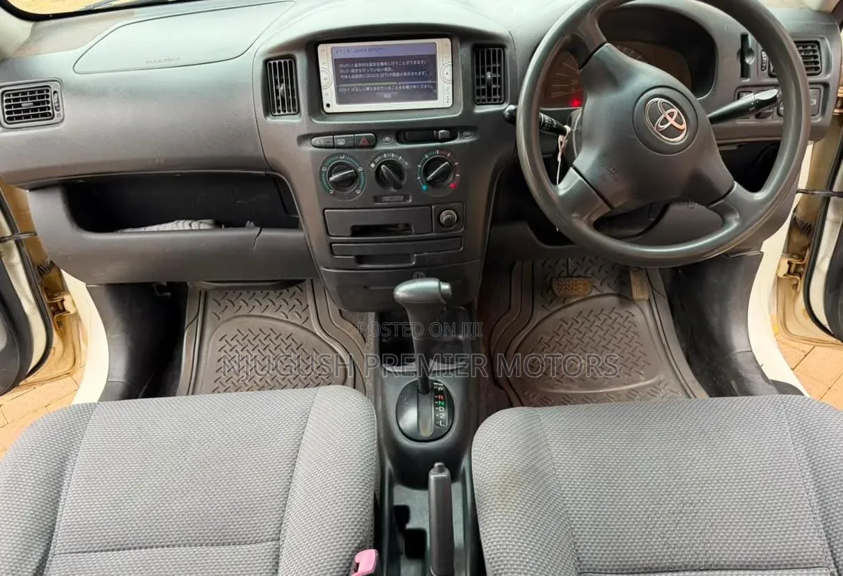 Toyota Succeed 2012 White