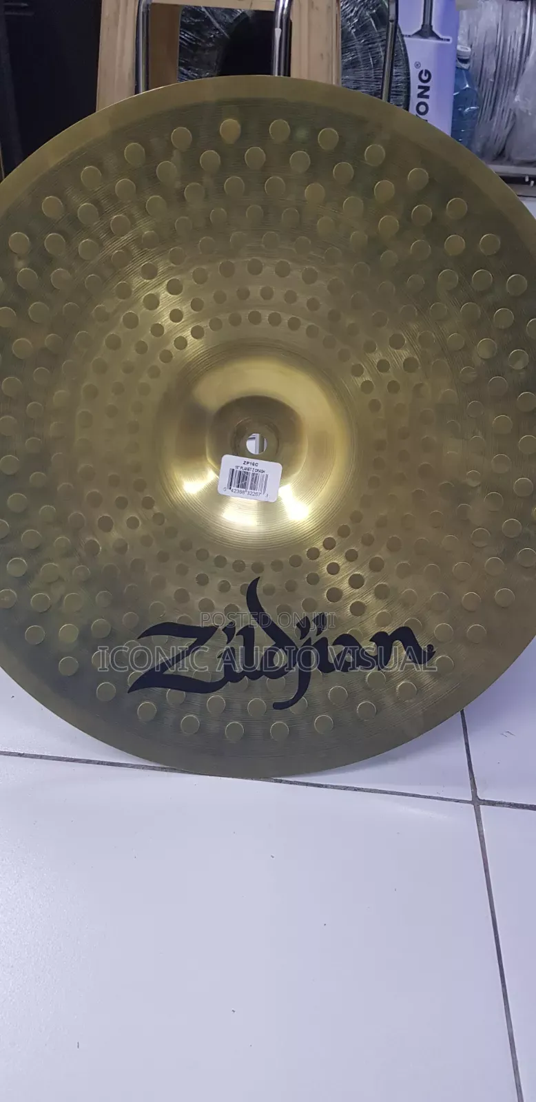 CYMBAL CRASH (Zildjian Planet Z 16")
