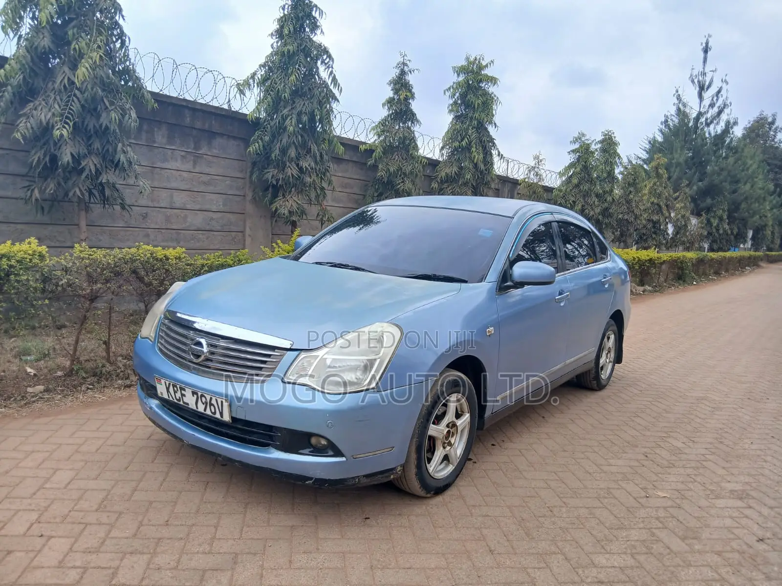 Nissan Bluebird 2008 Blue