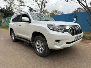 Toyota Land Cruiser Prado 2.7 2018 Off white