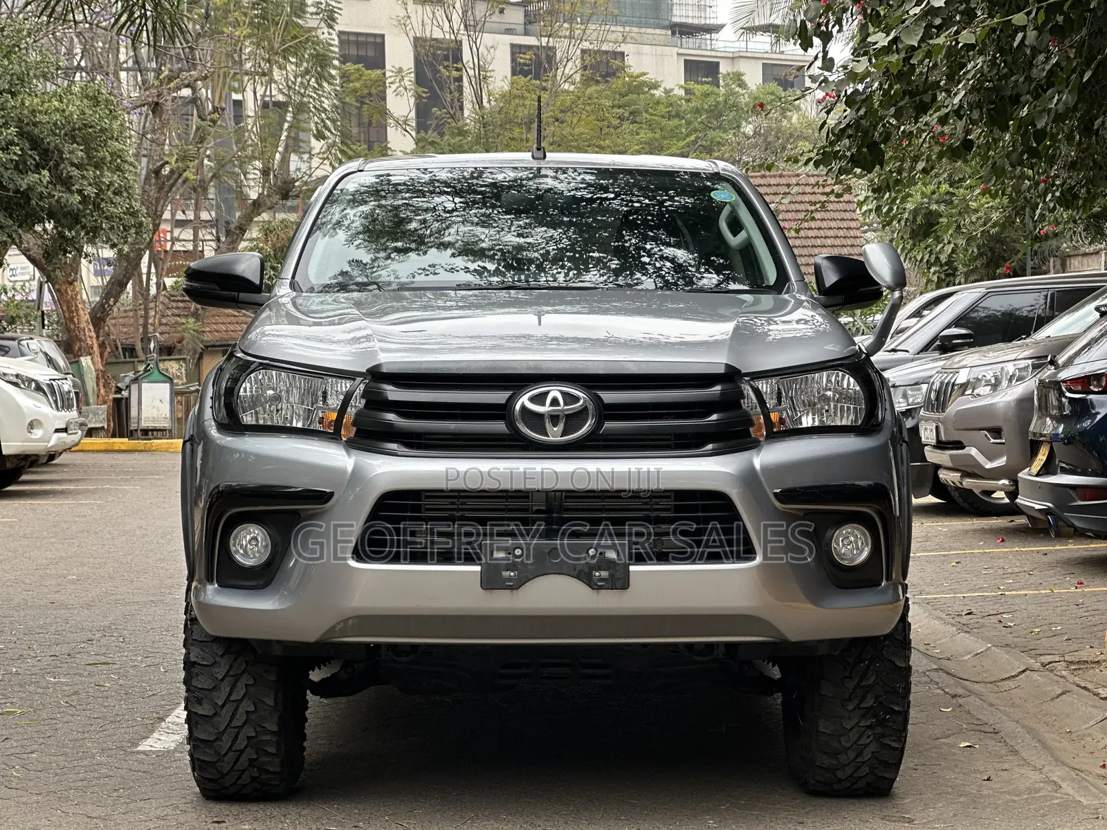 Toyota Hilux Revo Double Cab Deisel 2.4 RWD 2019 Silver