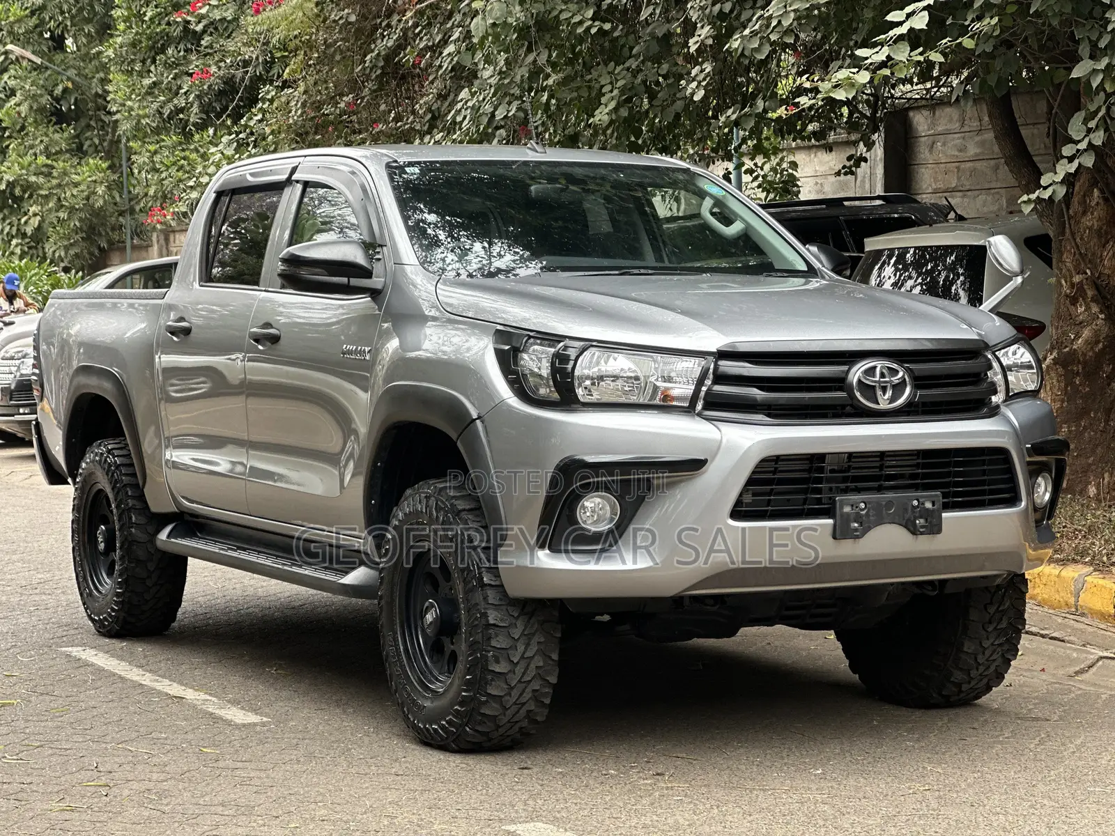 Toyota Hilux Revo Double Cab Deisel 2.4 RWD 2019 Silver