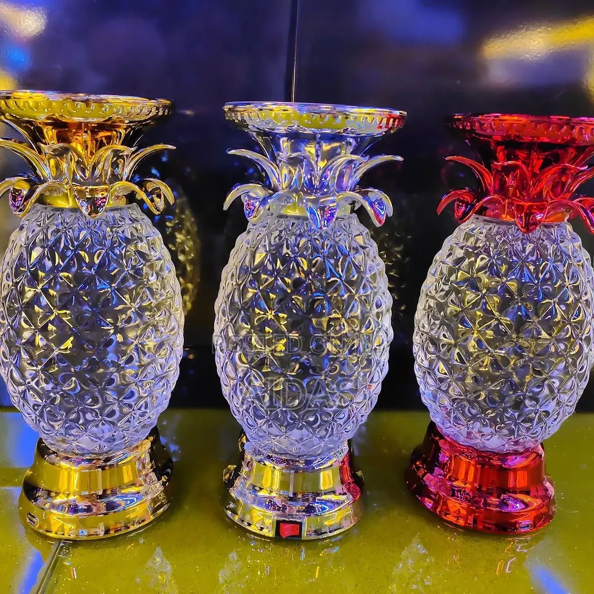 Brand New Gold Pineapple LED Color Changing Lamp Shine Candle Holder
