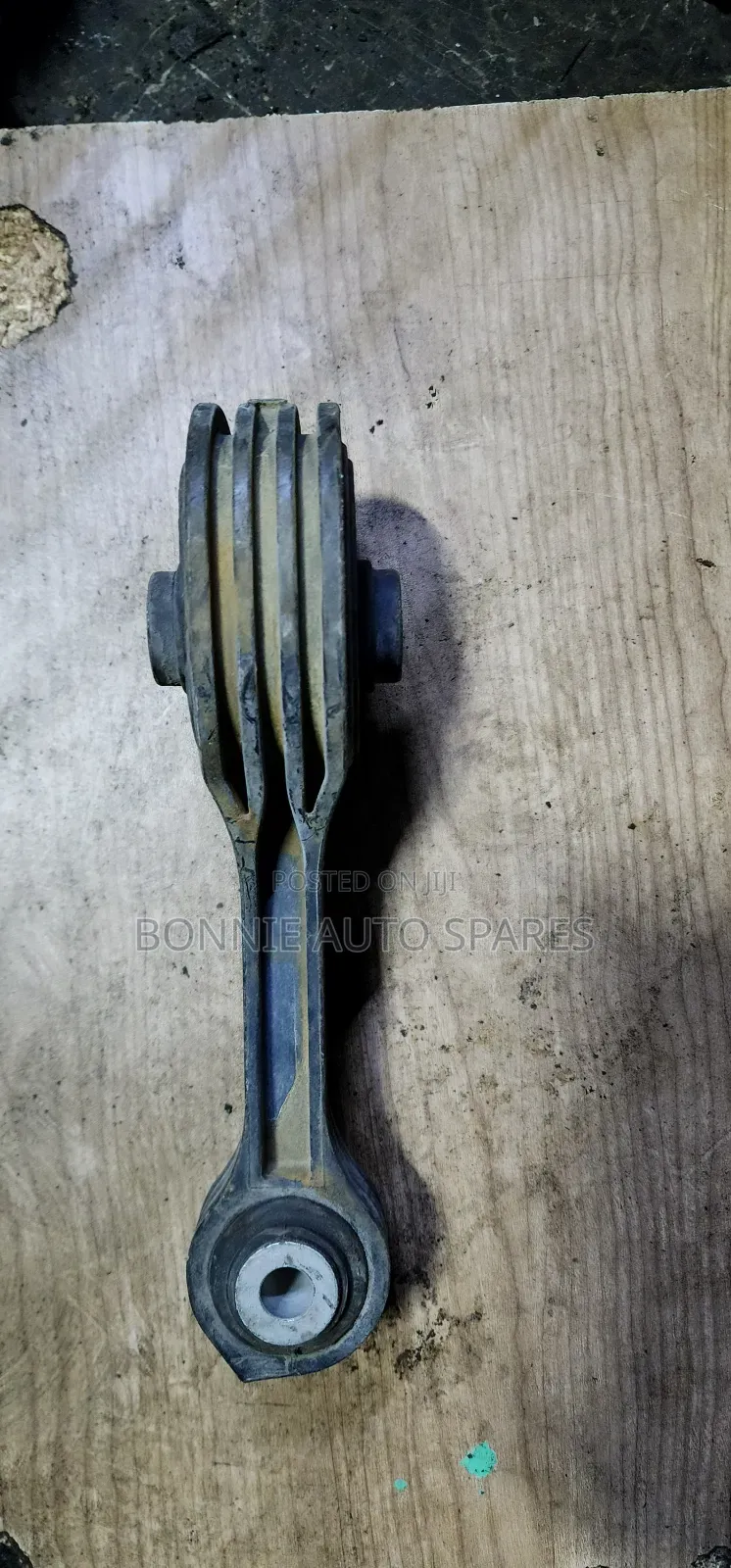 Honda N Wagon Lower Gearbox Mounting