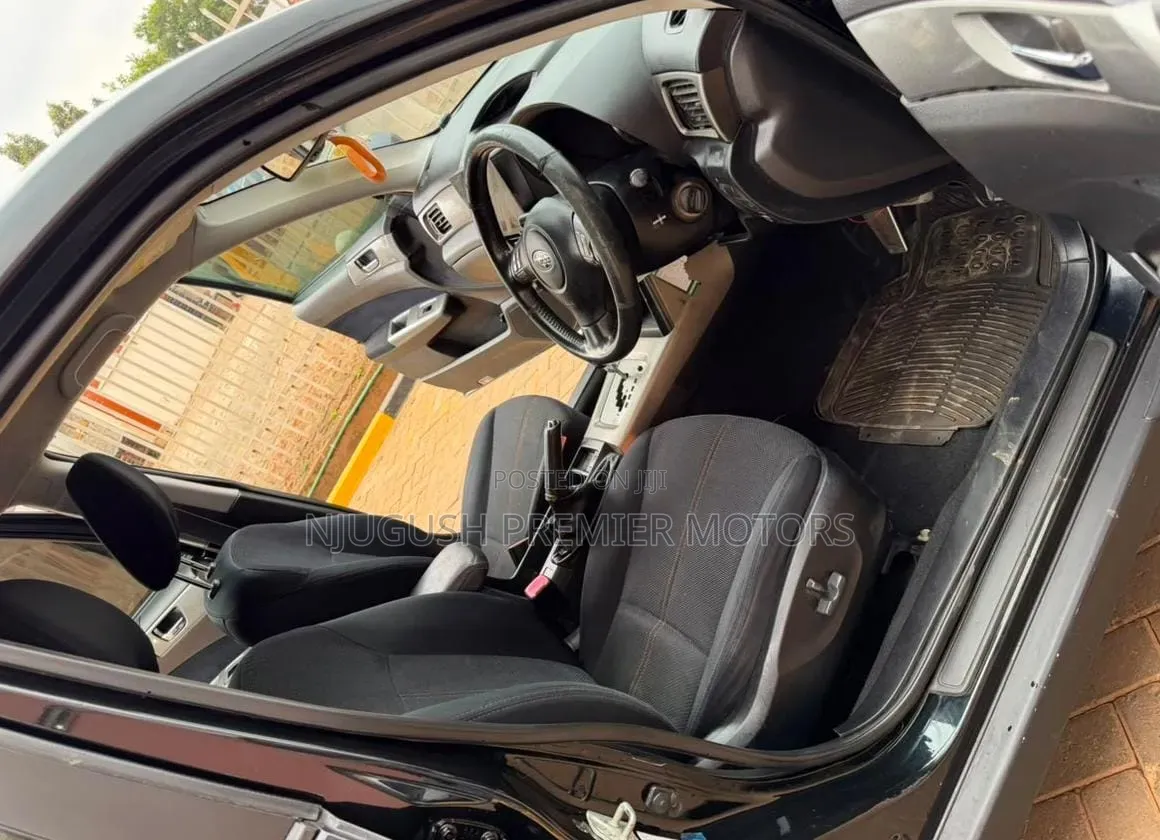 Subaru Forester 2010 Black