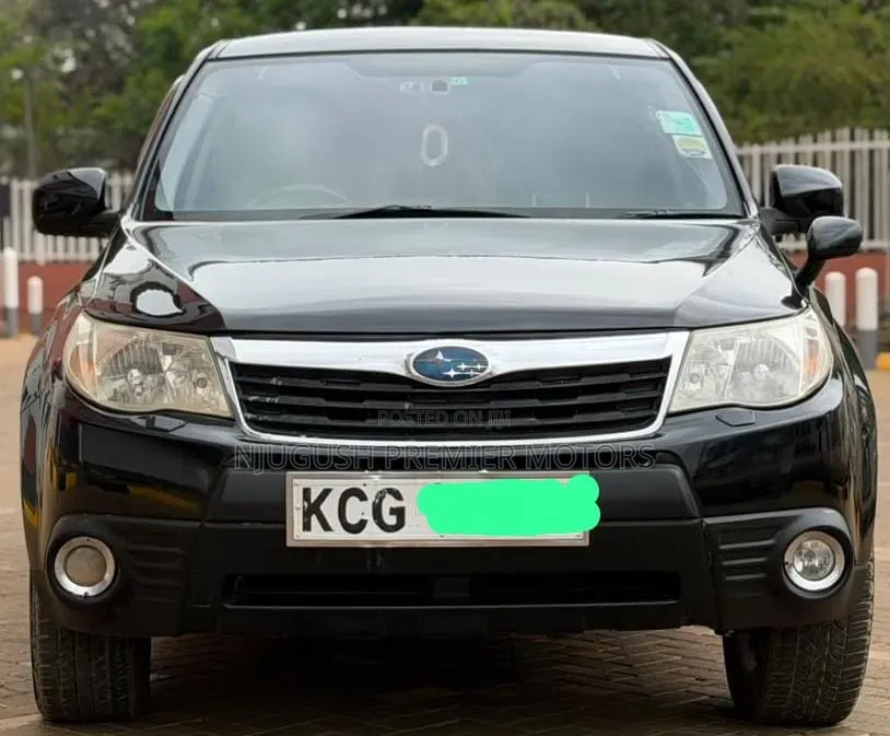 Subaru Forester 2010 Black