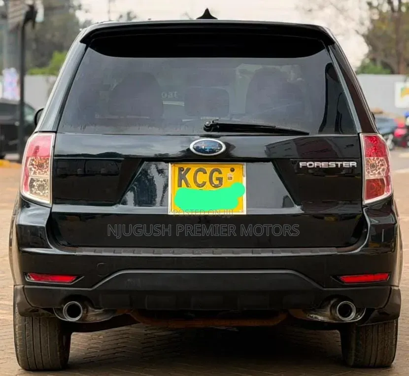 Subaru Forester 2010 Black
