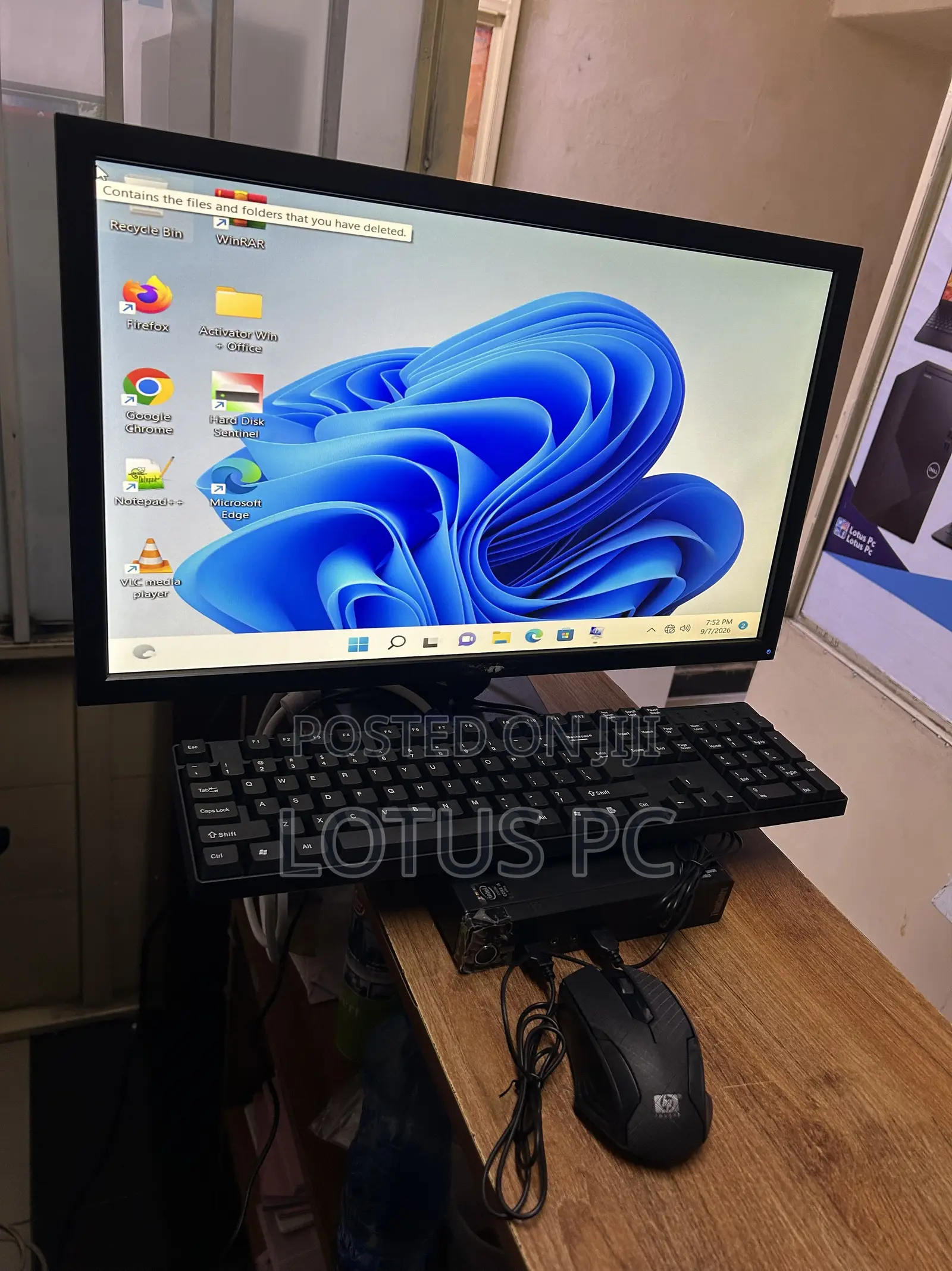 Lenovo ThinkCentre M600 Tiny 8GB Intel Core i5 HDD 500GB
