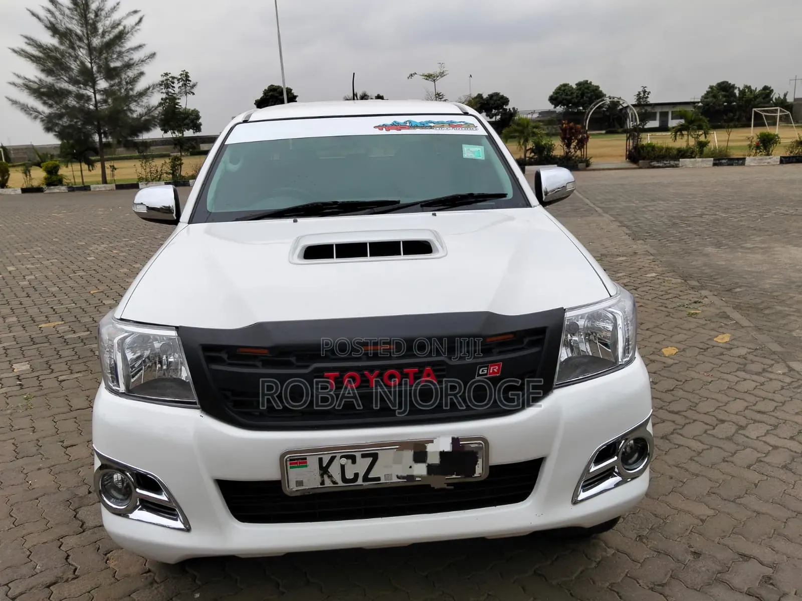 Toyota Hilux 3.0 D-4D 4x4 2014 Pearl