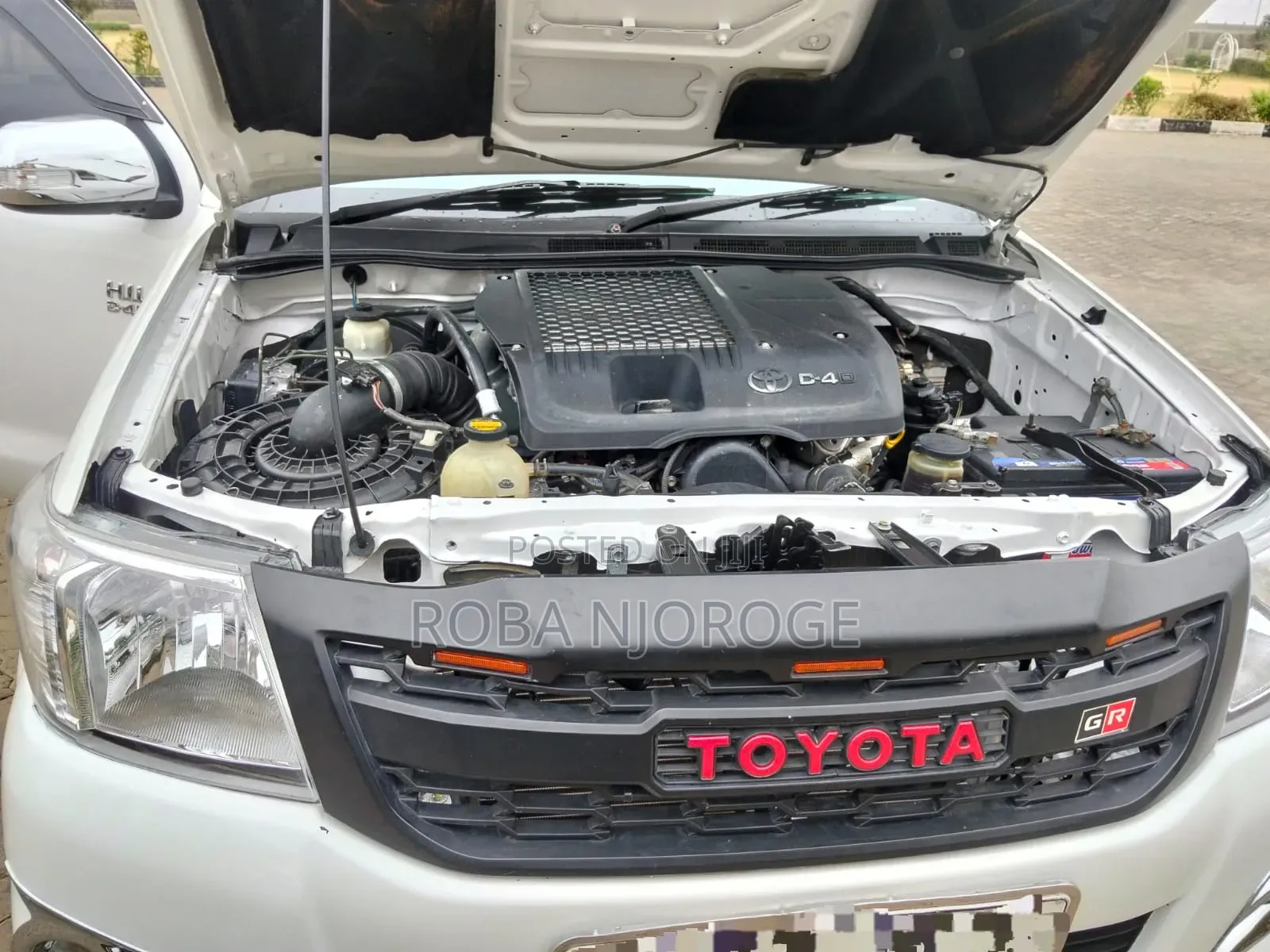 Toyota Hilux 3.0 D-4D 4x4 2014 Pearl