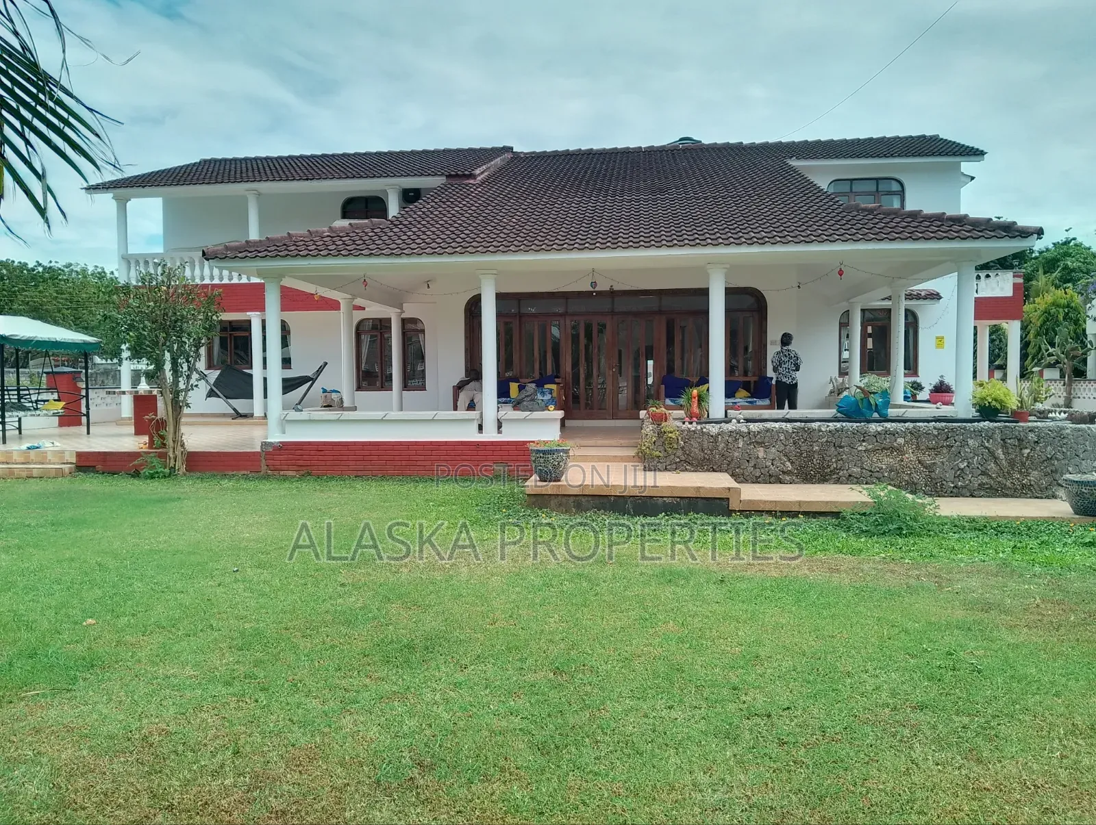 5bdrm Maisonette in Old Nyali for sale