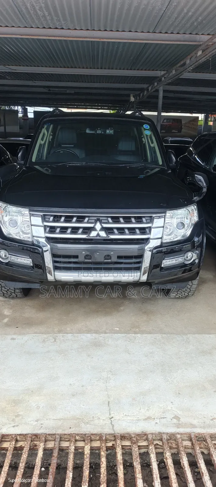 Mitsubishi Pajero Exceed 2019 Black