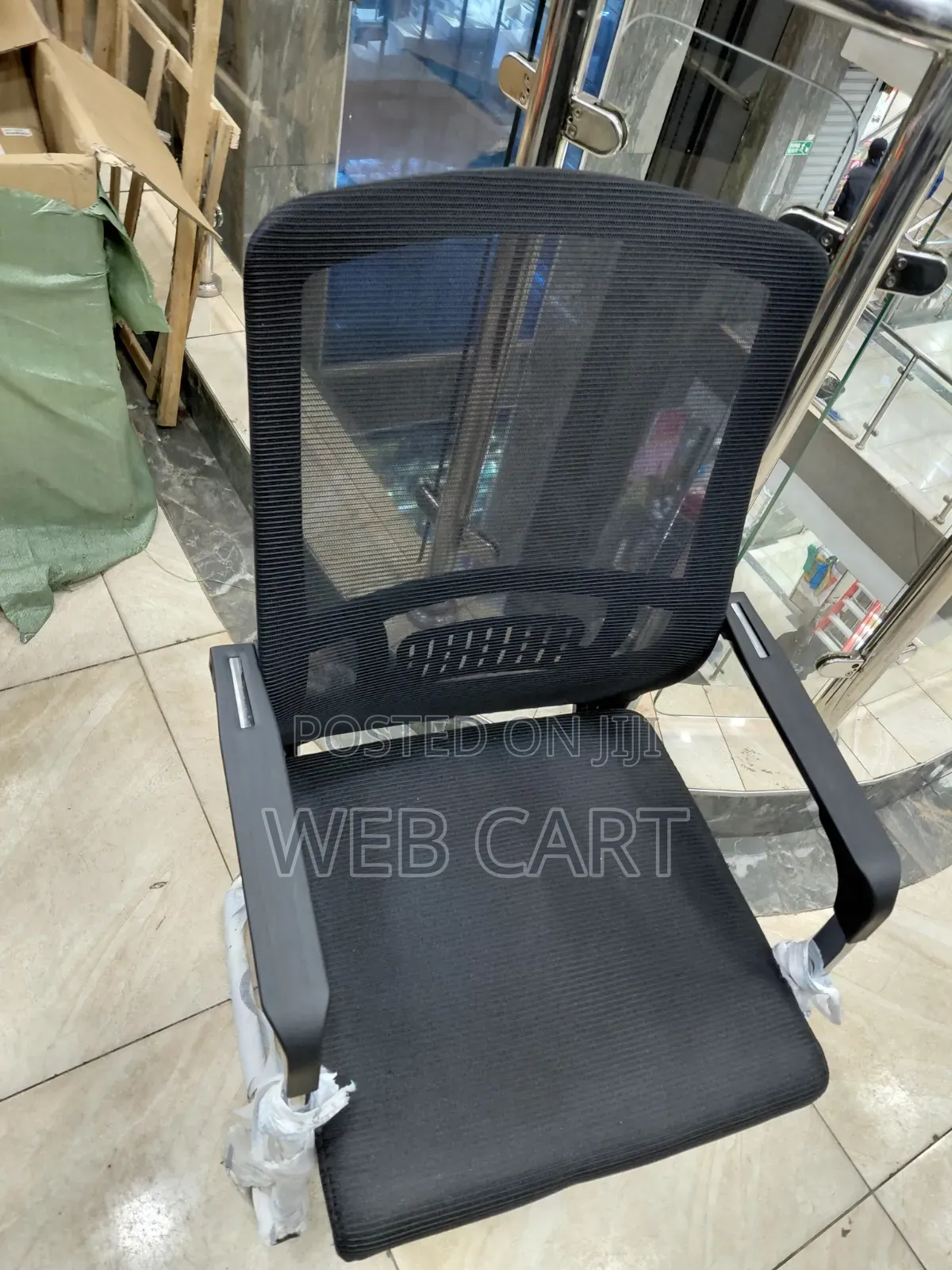 Modern Visitor Office Chair
