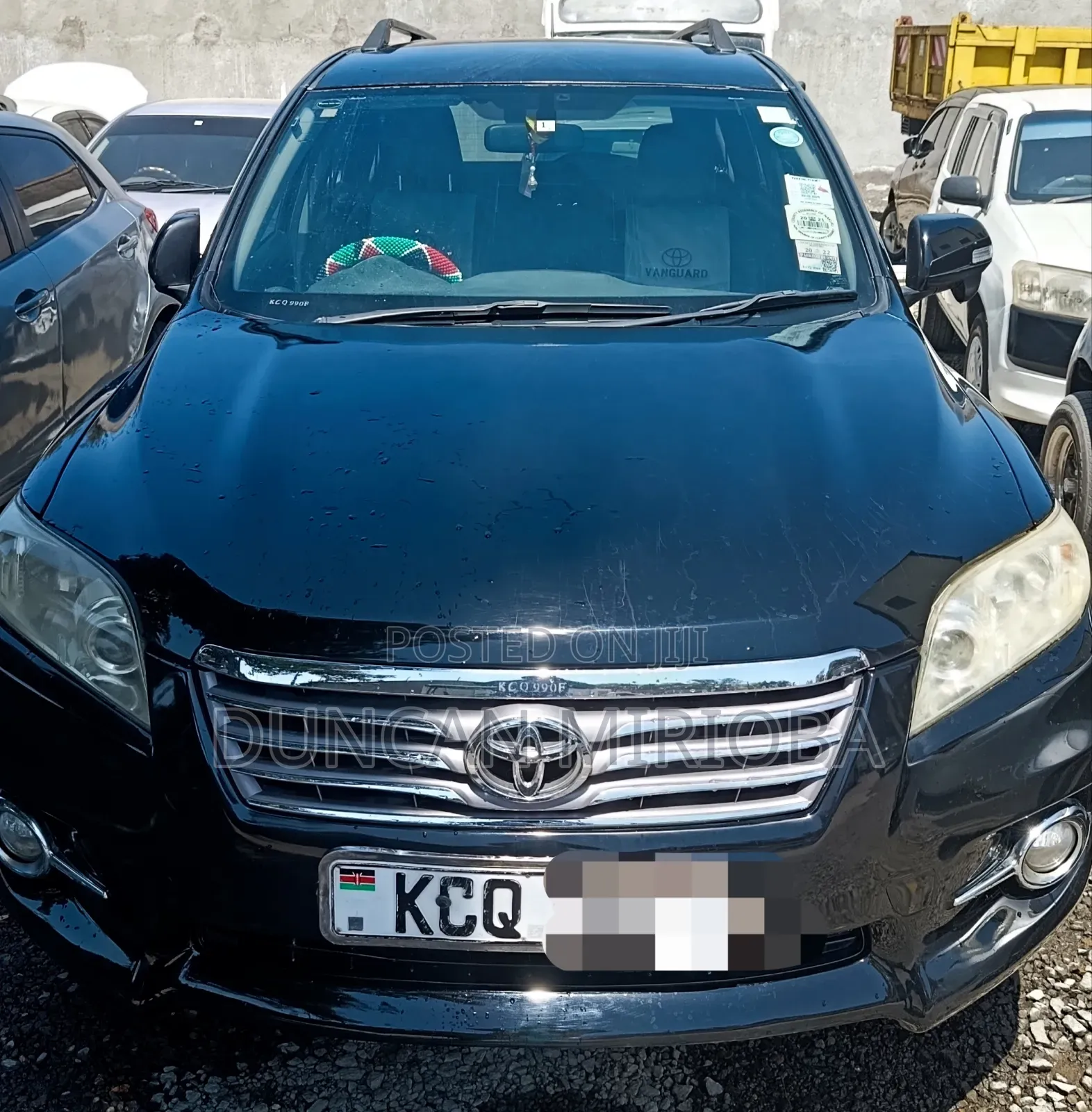 Toyota Vanguard 2012 Black