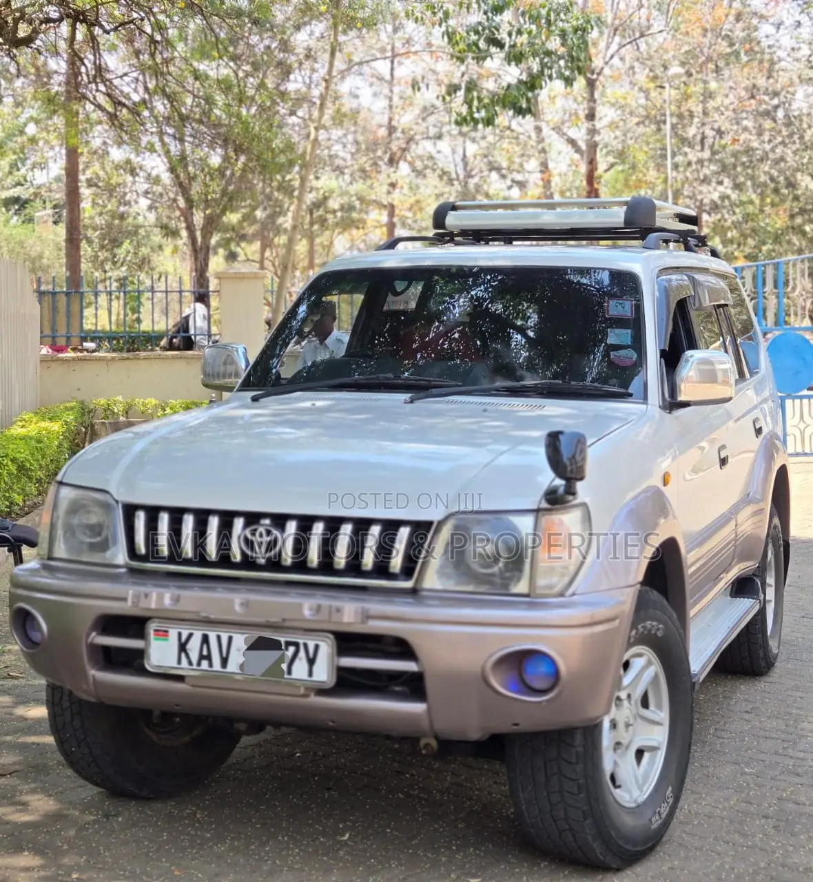 Toyota Land Cruiser Prado 1999 Silver
