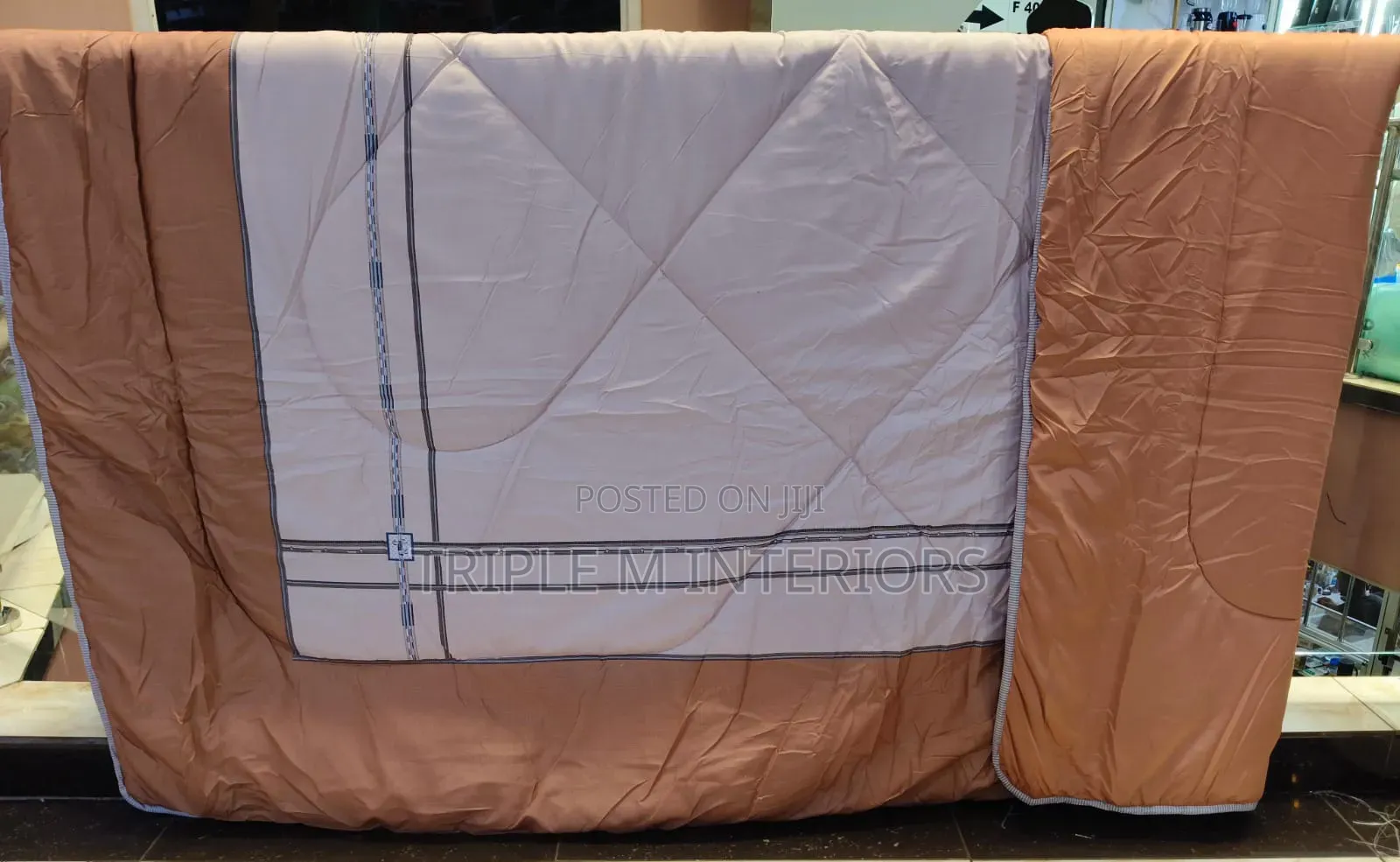 Premium Heavy 6 by 6 Binded Duvets Sets