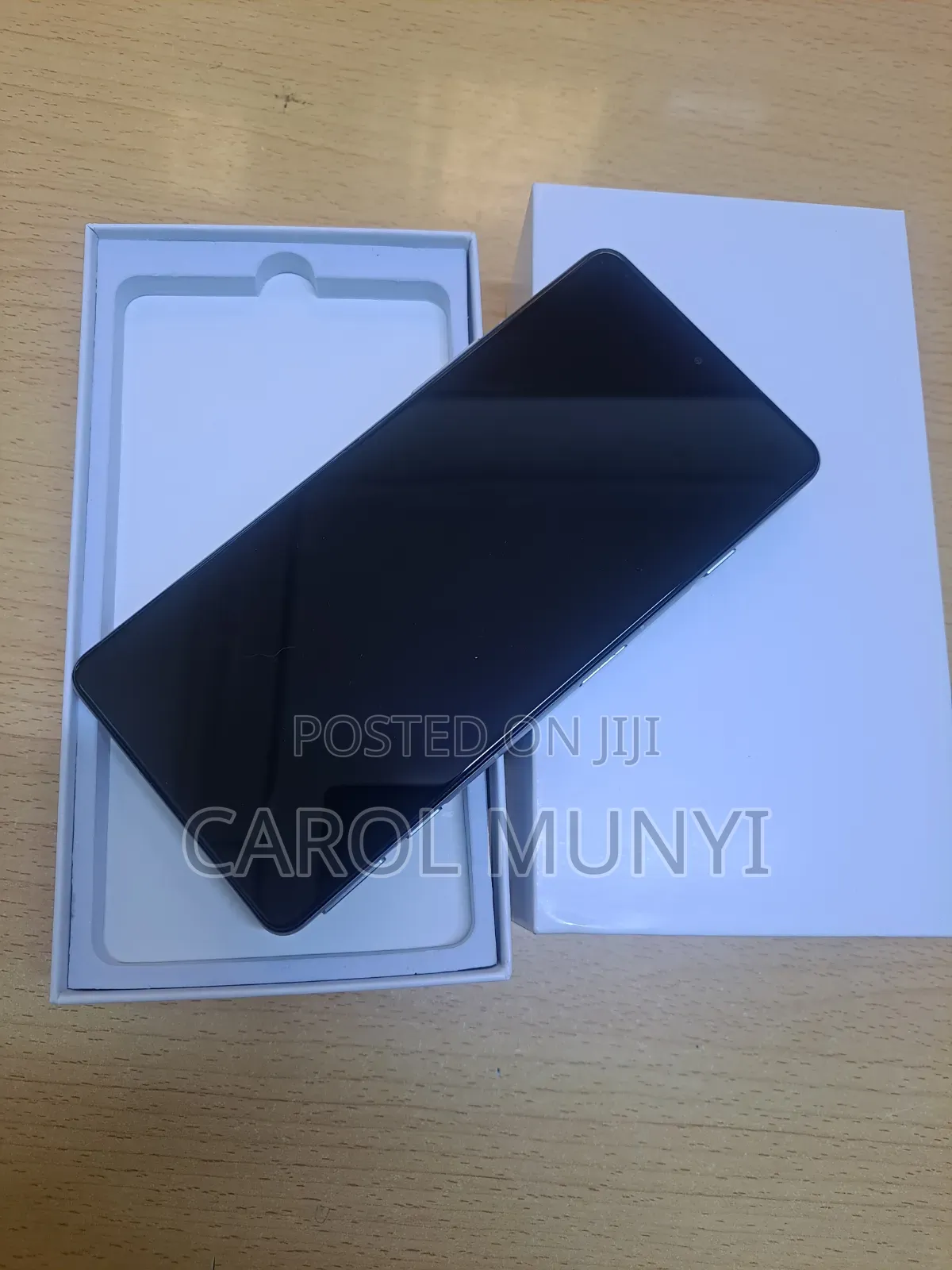 Mobile Phone 256 GB Red