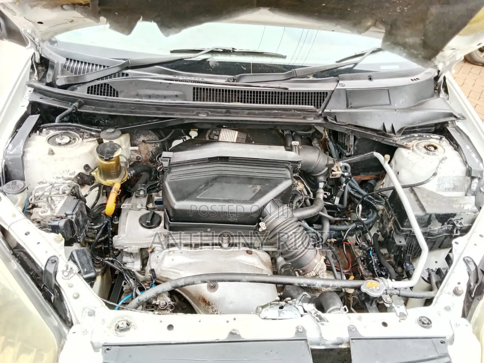 Toyota RAV4 Automatic 2000 White
